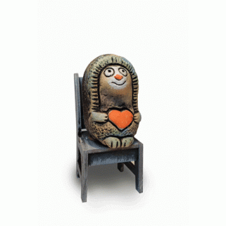 Ежик с сердцем на стуле KN 00-123 из керамики оптом