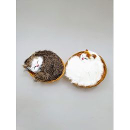 Кошка сидит в корзине 12*10 Кошка сидит в корзине 12*10