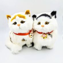 Кошка с колокольчиком 17*15